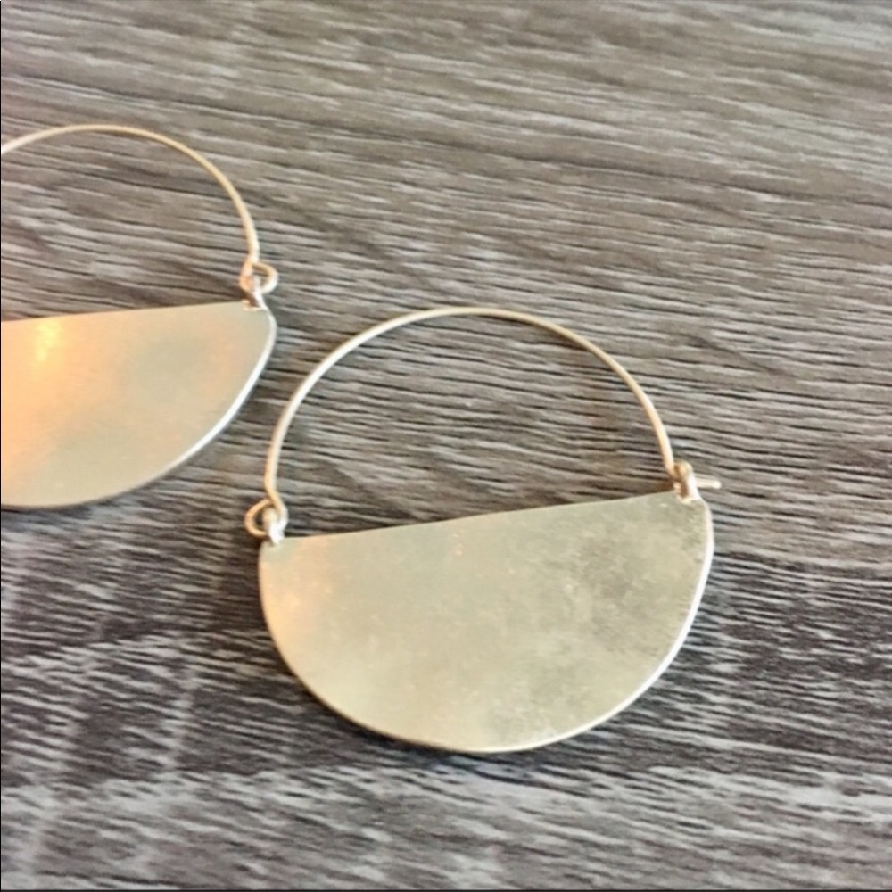 Rylan Golden Crescent Hoop Earrings - Picture 6 of 6